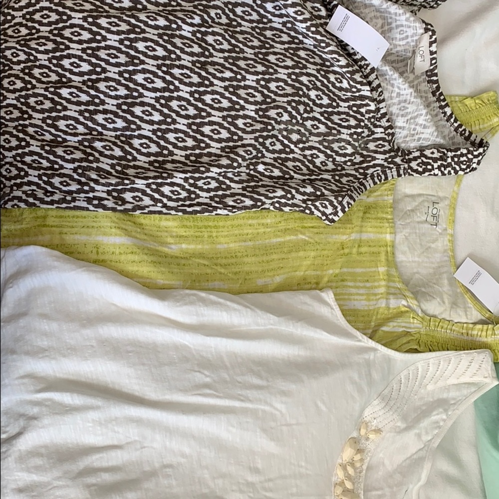 Mix of NWT Loft tanks